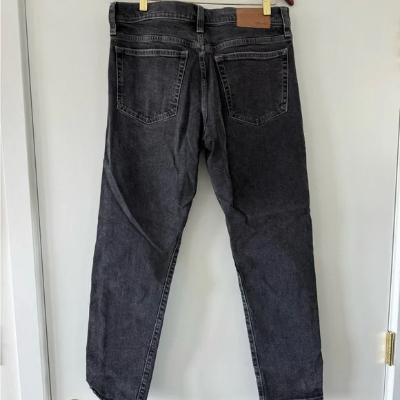 Madewell Athletic Slim Jeans 31x30 Faded Black - Picture 2 of 4